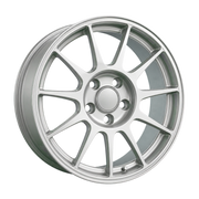 Dorimm DR-0078 Hyper Silver forged wheel, near-front three-quarter studio view