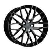 Dorimm DR-0843 Gloss Black forged wheel, near-front three-quarter studio view